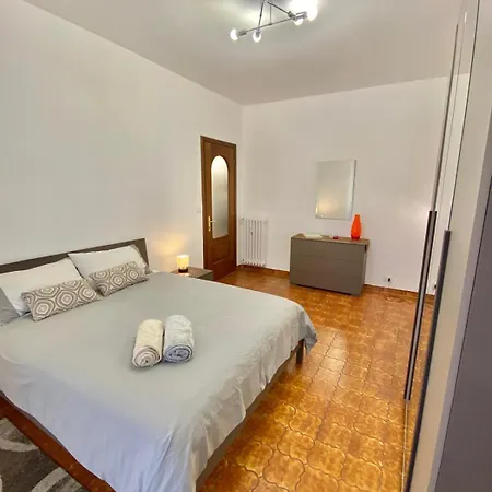 Apartment House Santa Rita *